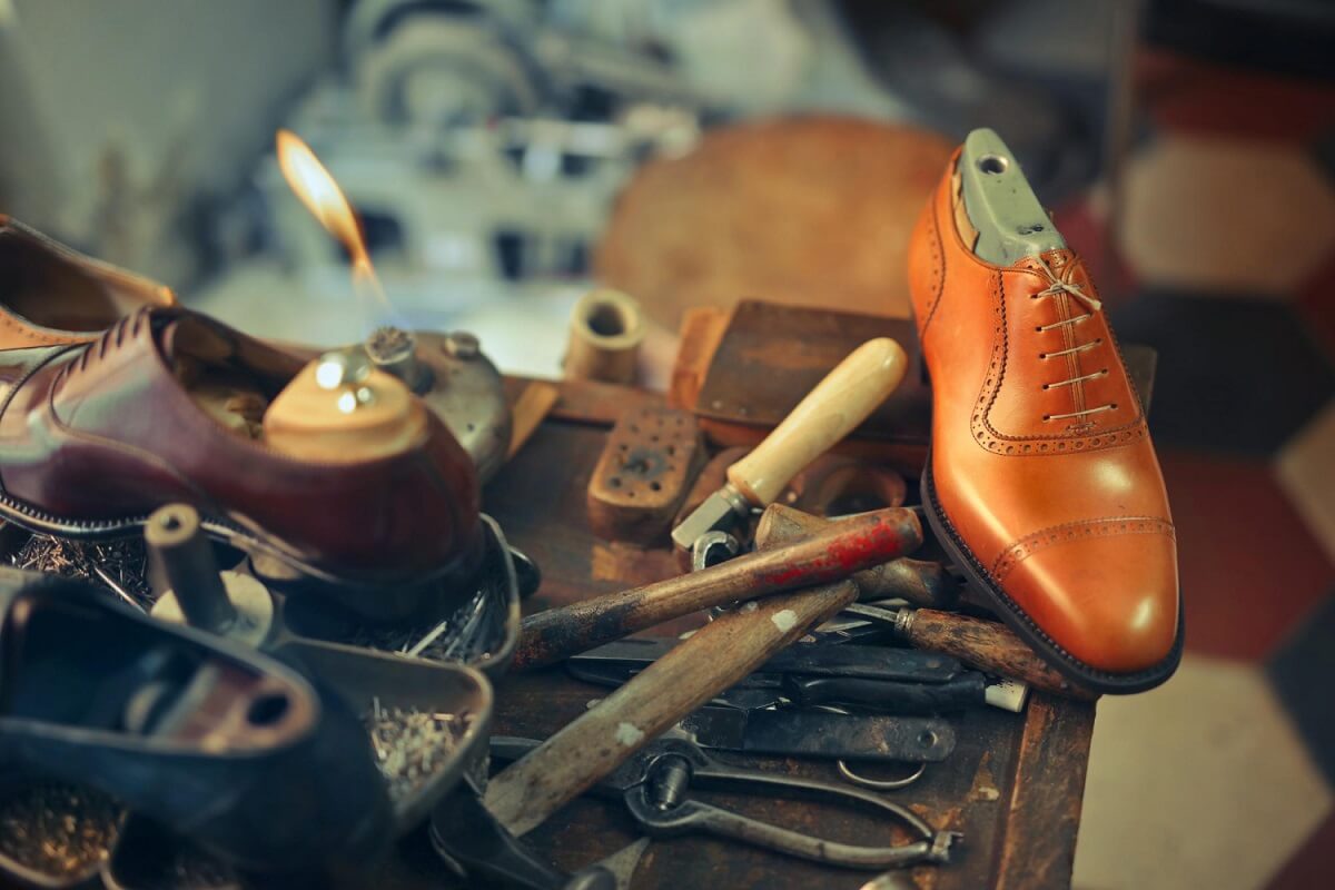 Old Shoe Repair and Cobbler Service UK